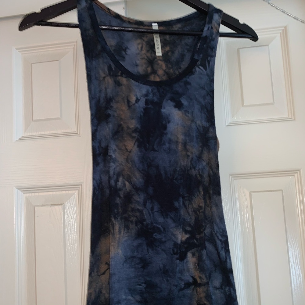 Tank top - Picture 4 of 7